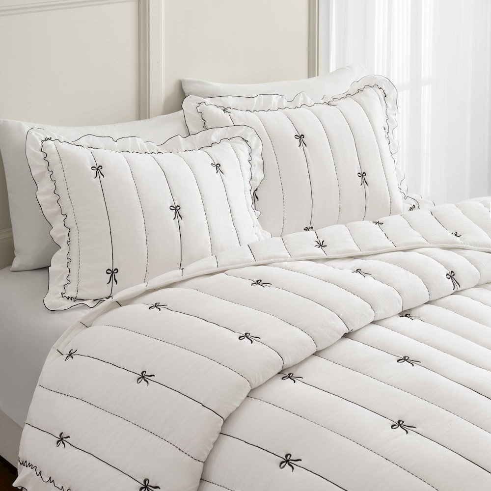 Liv Quilt Set. Picture 4