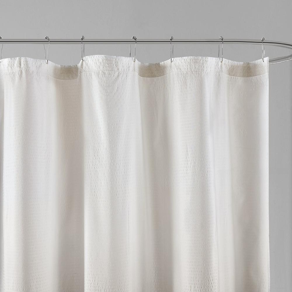 Ombre Printed Seersucker Shower Curtain. Picture 5