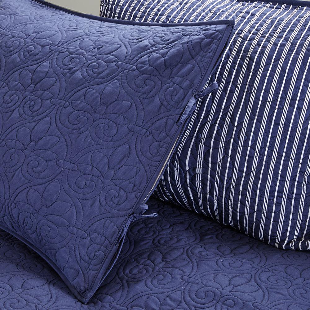 Quebec Reversible Daybed Cover Set, Belen Kox. Picture 3