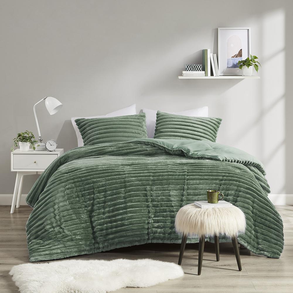 2 Piece Corded Plush Comforter Set. Picture 3