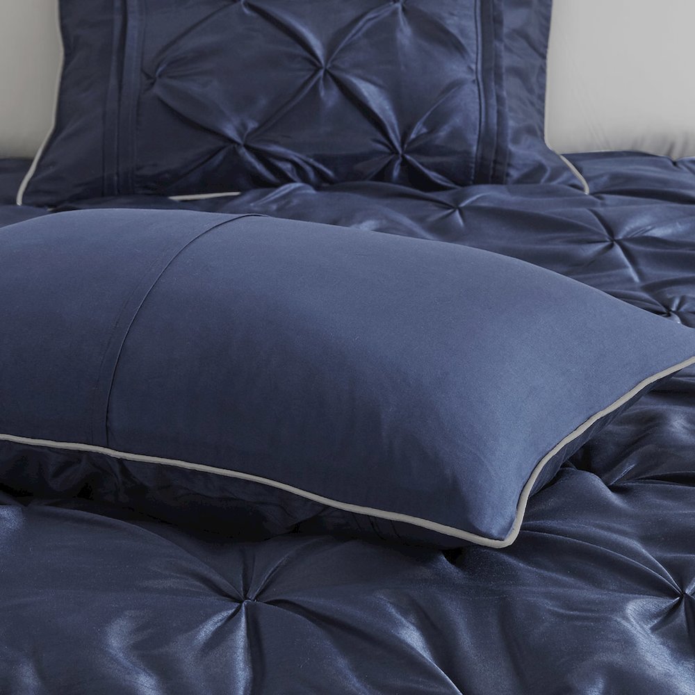 7 Piece Tufted Comforter Set. Picture 5