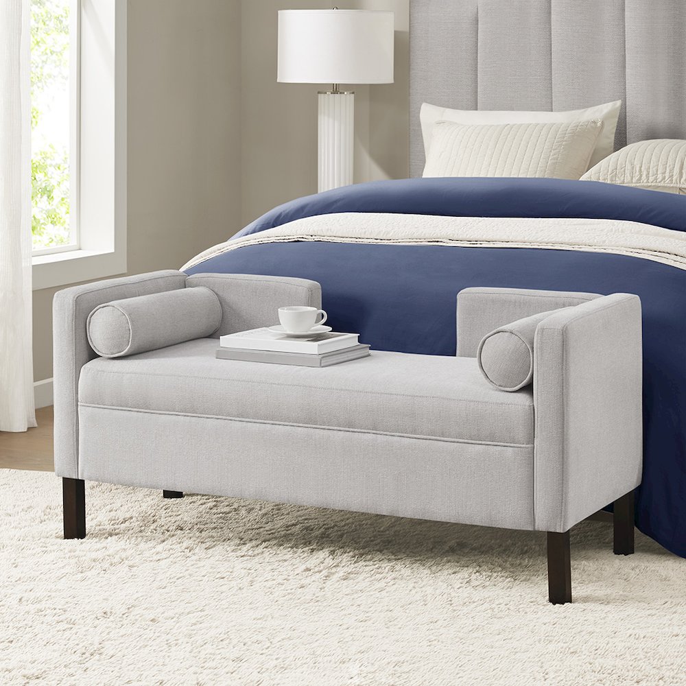 Upholstered Accent Bench. Picture 4