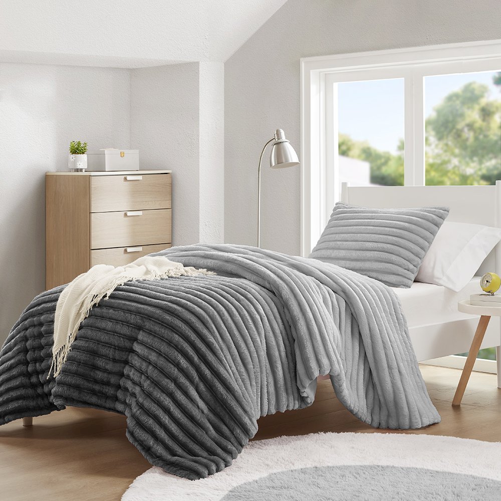 Avril Fluffy Ribbed Plush Comforter Set, Grey Ombre color. Picture 2