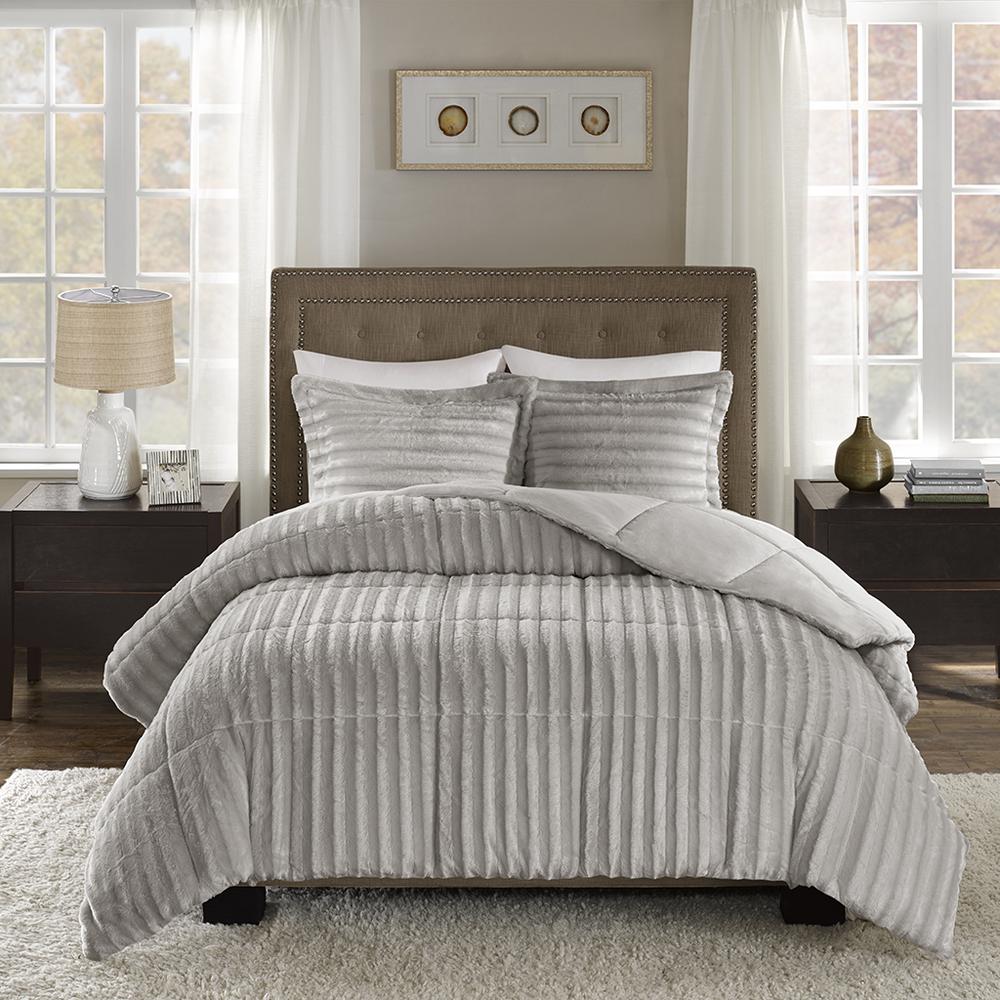 Faux Fur Comforter Mini Set. Picture 4