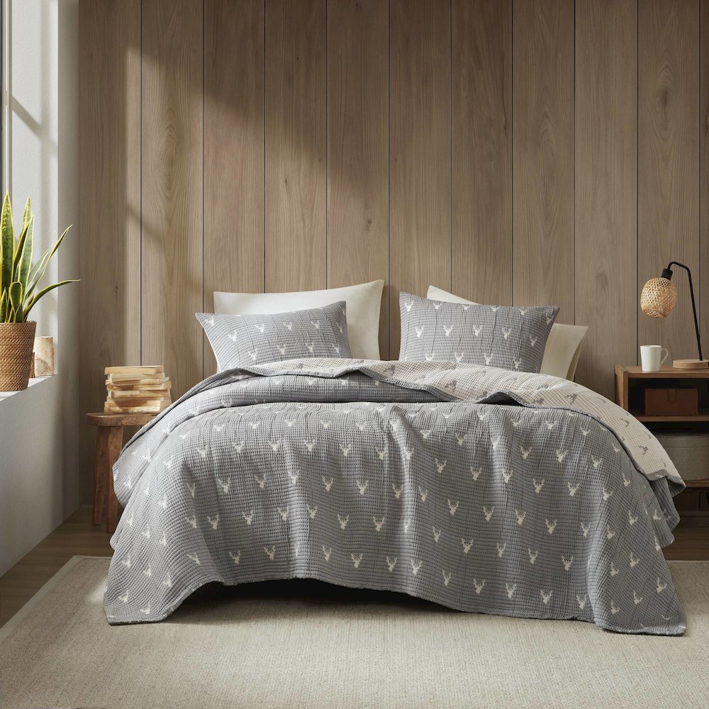 Keystone Coverlet Set, Grey color. Picture 2