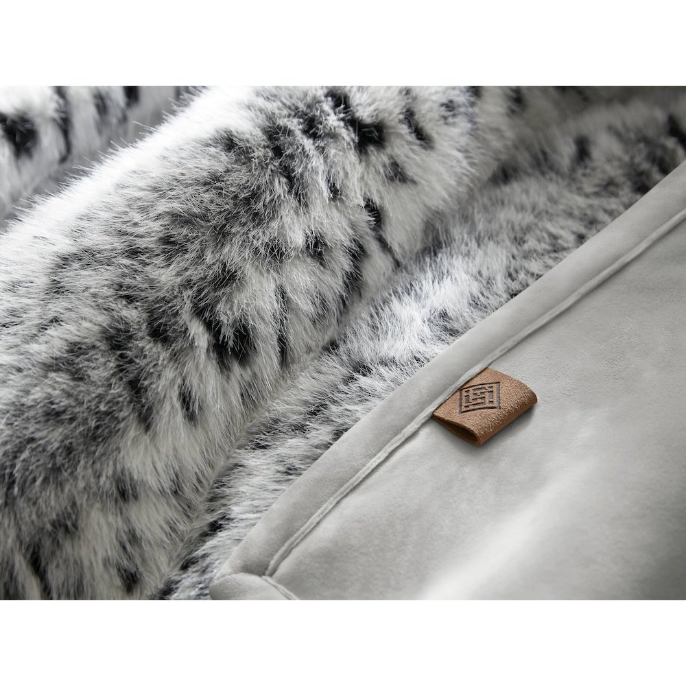 Botswana Animal Print Faux Fur Throw Blanket, Snow Leopard color. Picture 5