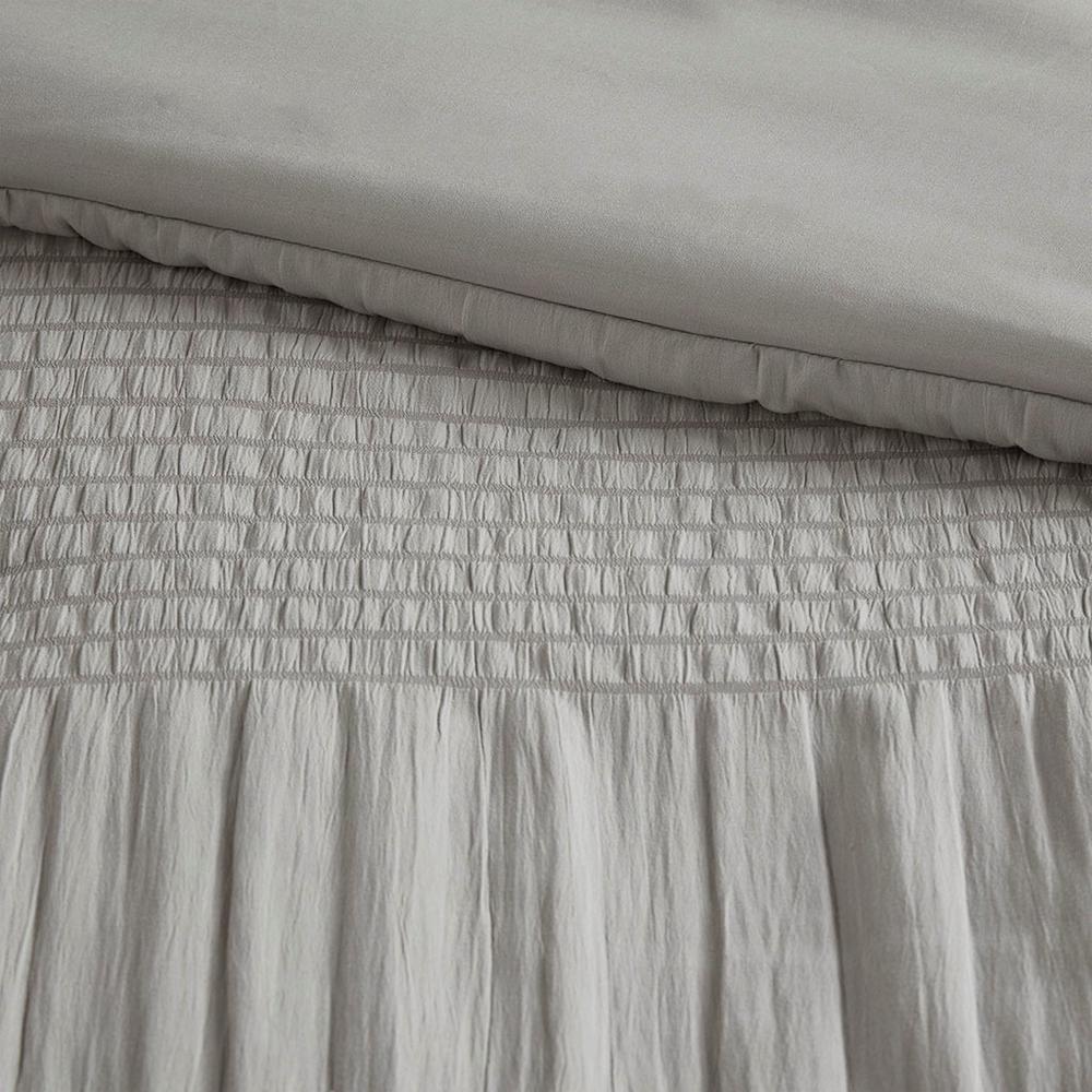 100% Polyester 5 Piece Comforter Set. Picture 6