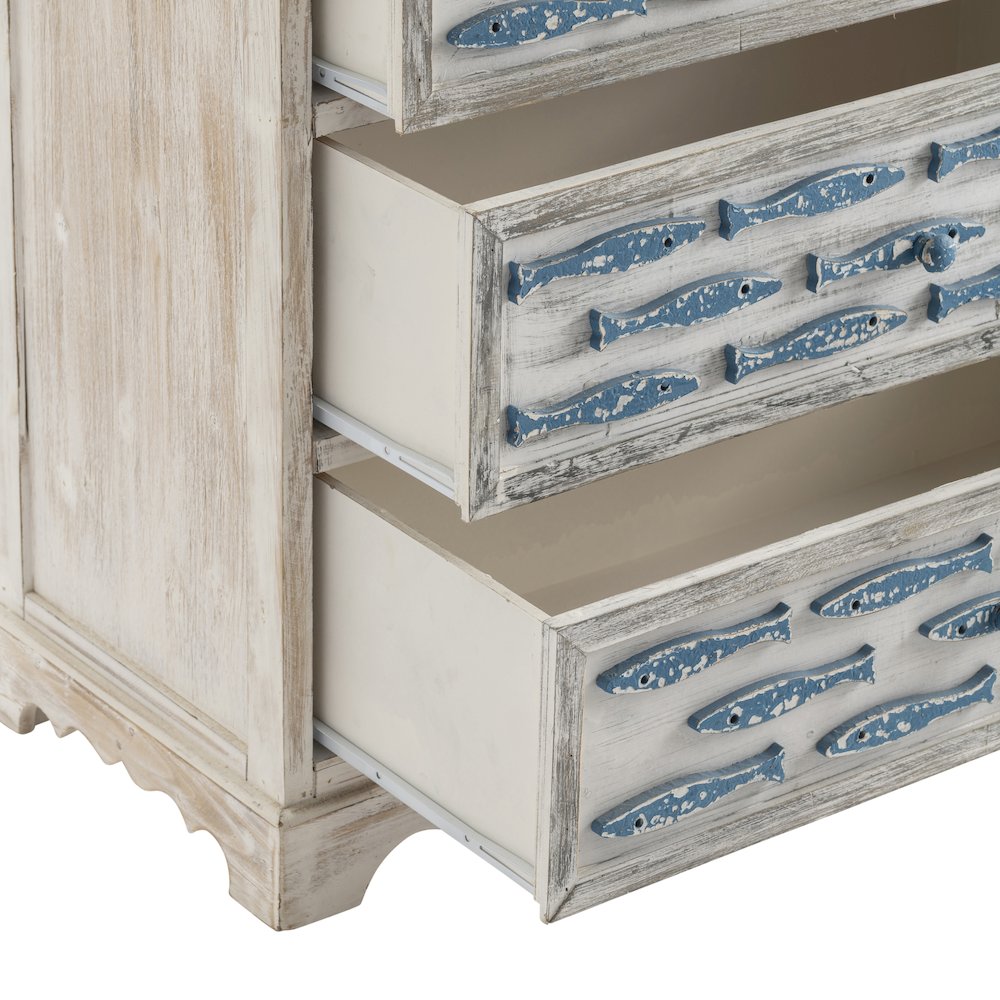 Upstream Three Drawer Chest. Picture 3