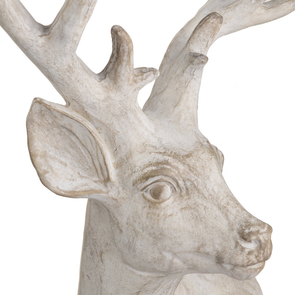 White Hart Sculpture. Picture 3