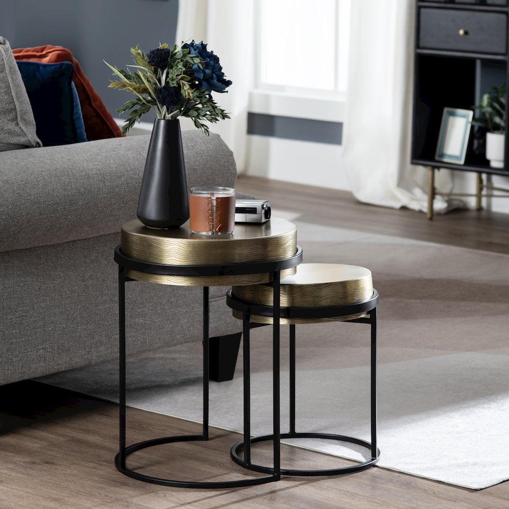 2 Piece Textured Brass Nesting Table Set. Picture 2