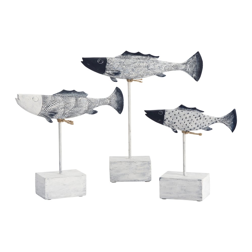 Antique Fish Statues. Picture 1