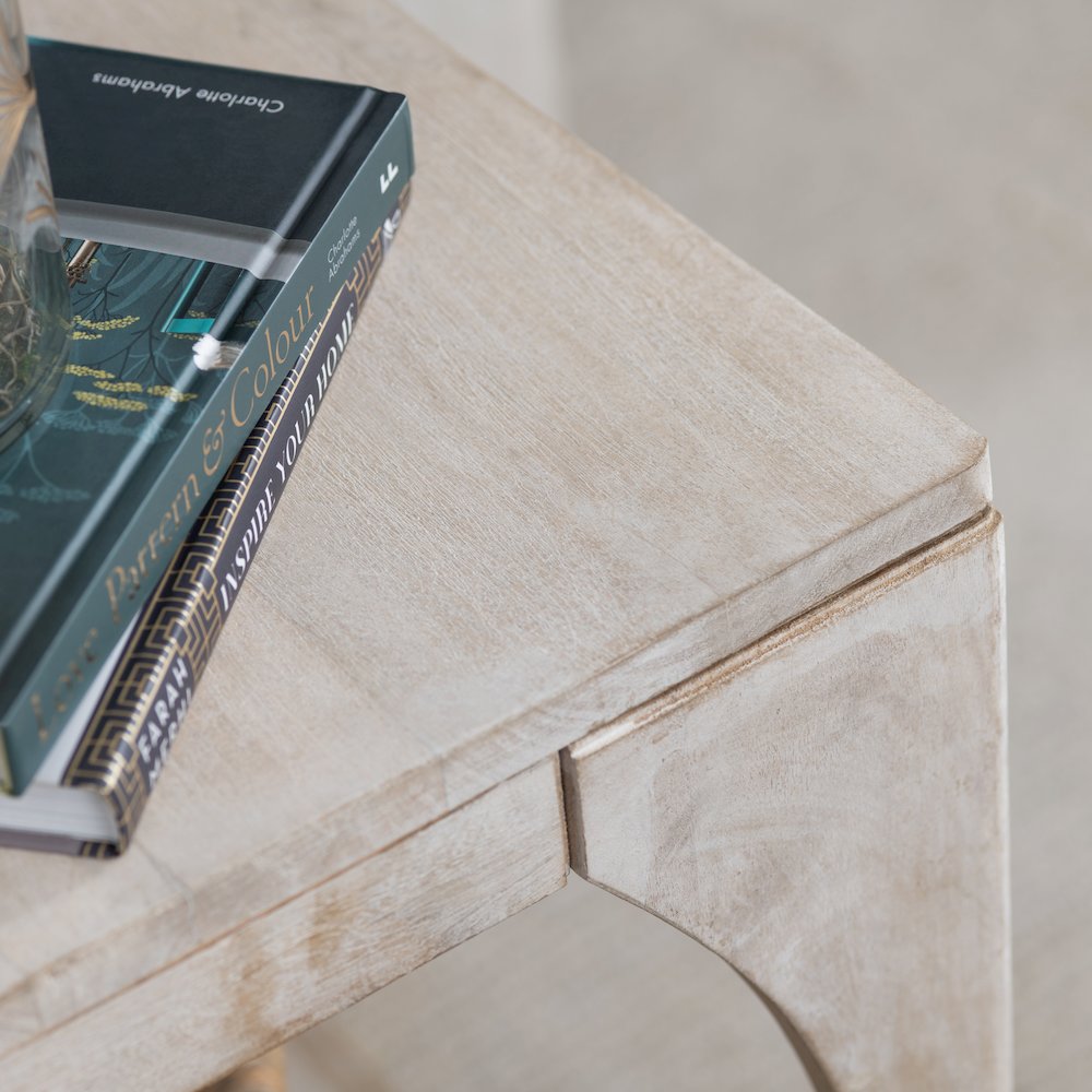 Square Accent_End Table. Picture 5