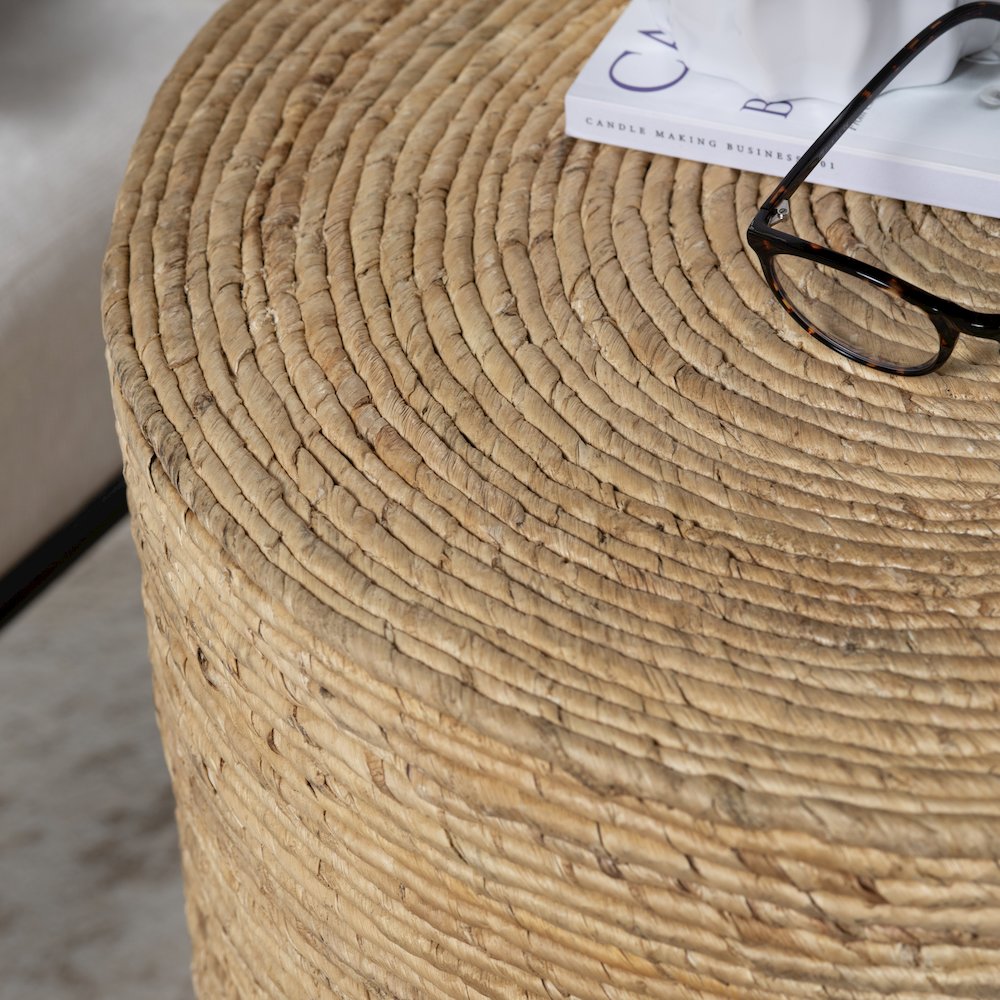 Banana Rope Accent_End Table. Picture 4