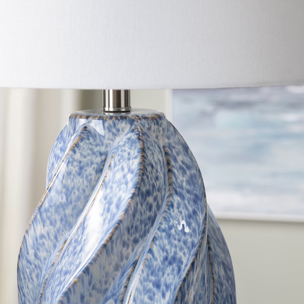 Janice Swirl Table Lamp. Picture 6