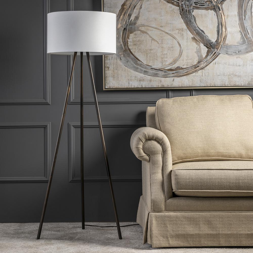 62" Floor Lamp. Picture 1