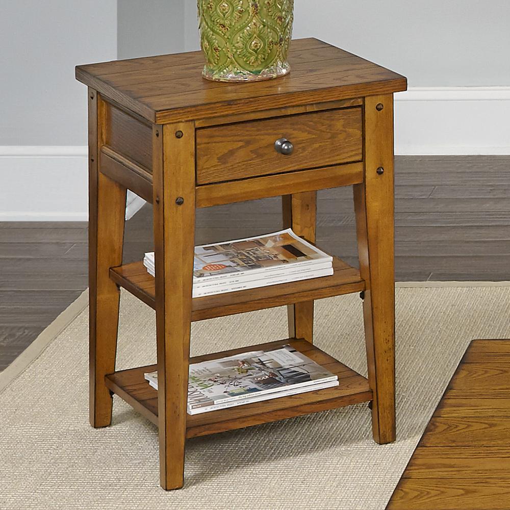 Lake House Chair Side Table in Oak. Picture 2