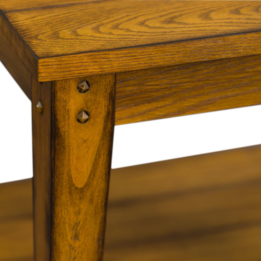 Lake House Square Lamp Table in Oak. Picture 7