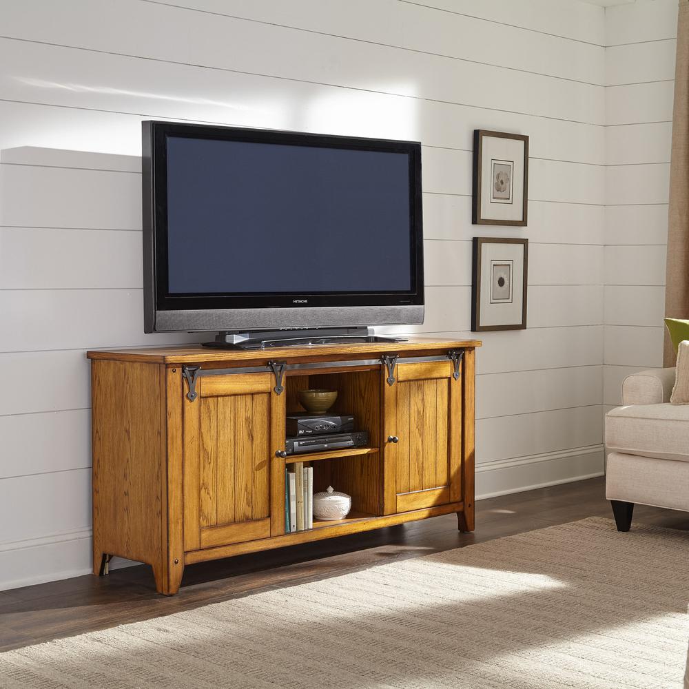 Lake House TV Console in Oak. Picture 2