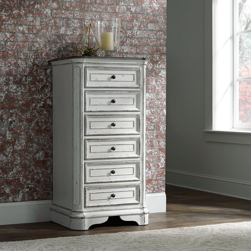 Magnolia Manor Lingerie Chest in Antique White. Picture 8
