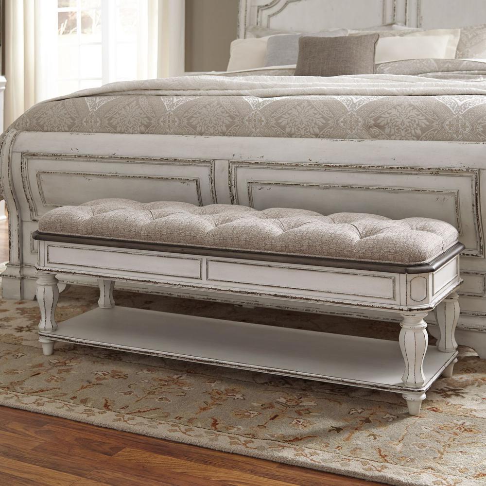 Magnolia Manor Bed Bench in Antique White. Picture 7