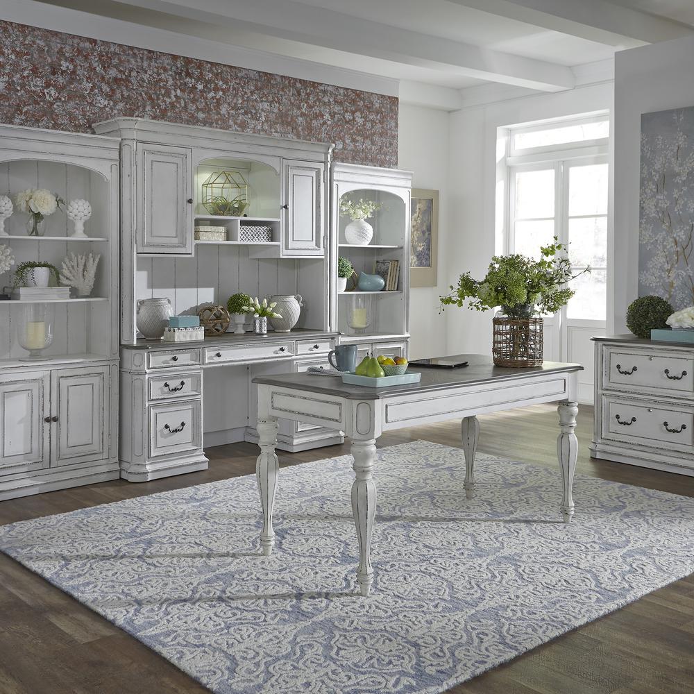 Magnolia Manor Credenza & Hutch in Antique White. Picture 3