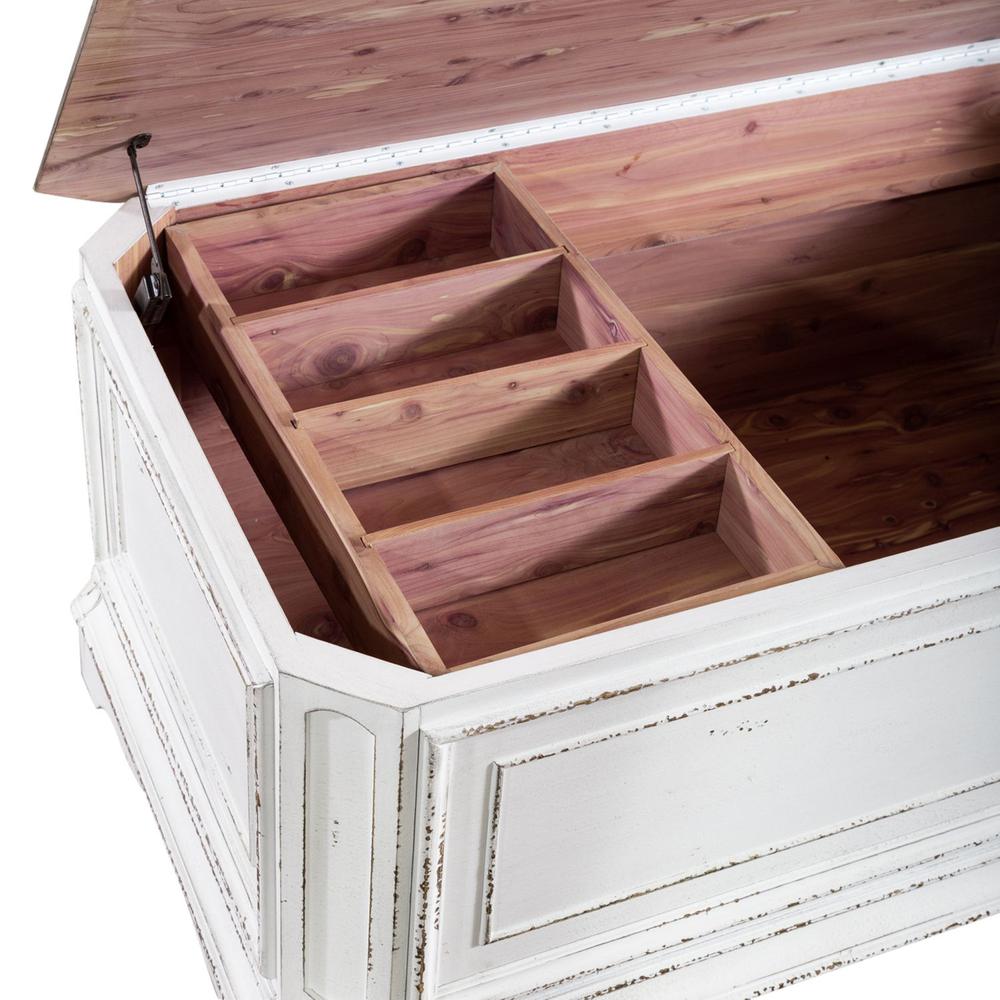 Magnolia Manor Storage Trunk in Antique White. Picture 5