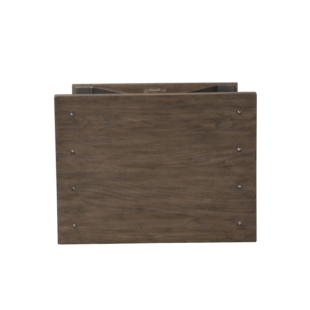 Sonoma Road Chair Side Table in Weathered Beaten Bark. Picture 5