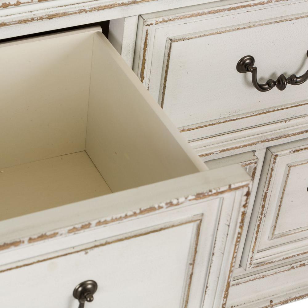 Abbey Park 7 Drawer Dresser in Antique White. Picture 6