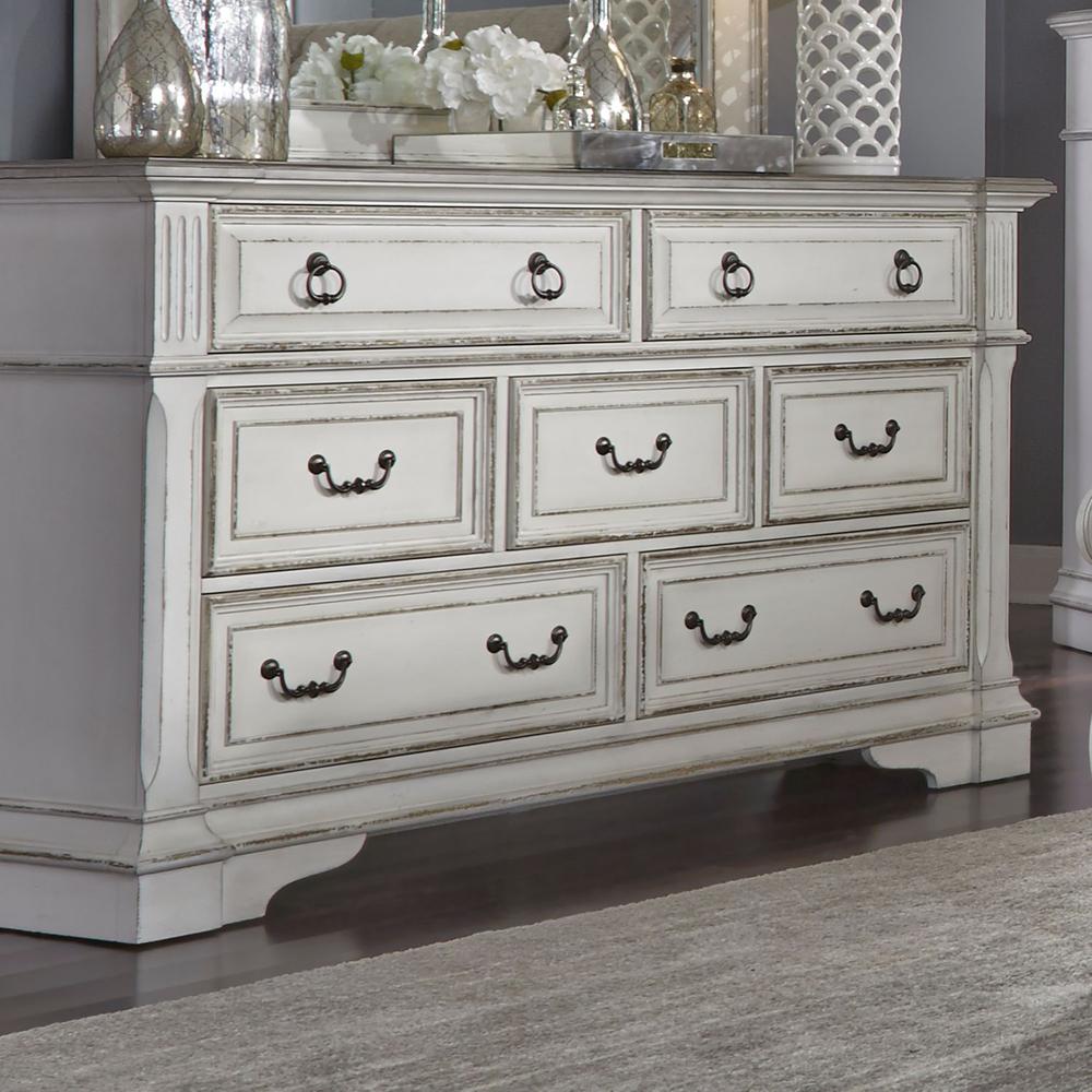 Abbey Park 7 Drawer Dresser in Antique White. Picture 9