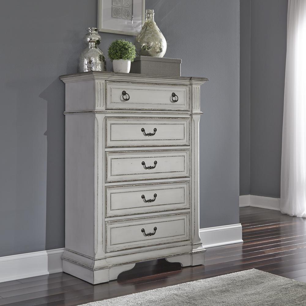 Abbey Park 5 Drawer Chest in Antique White. Picture 4