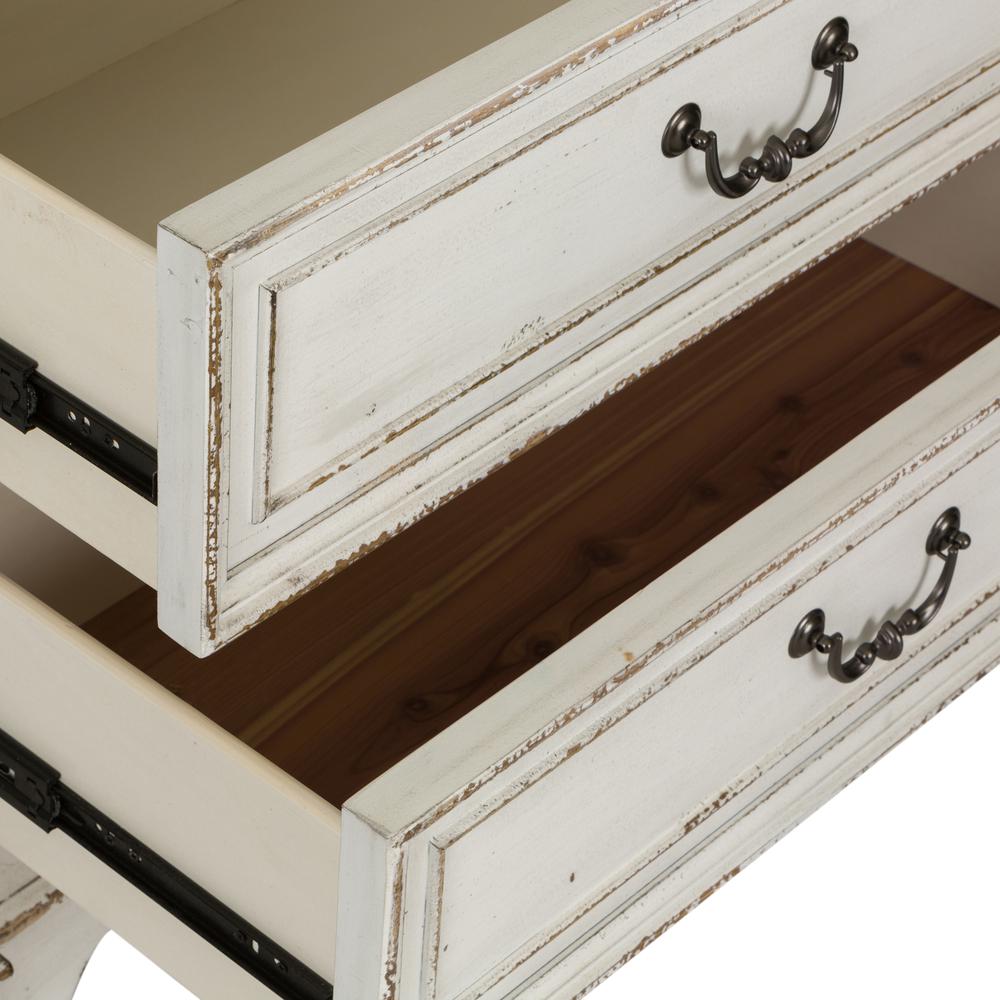 Abbey Park 5 Drawer Chest in Antique White. Picture 8