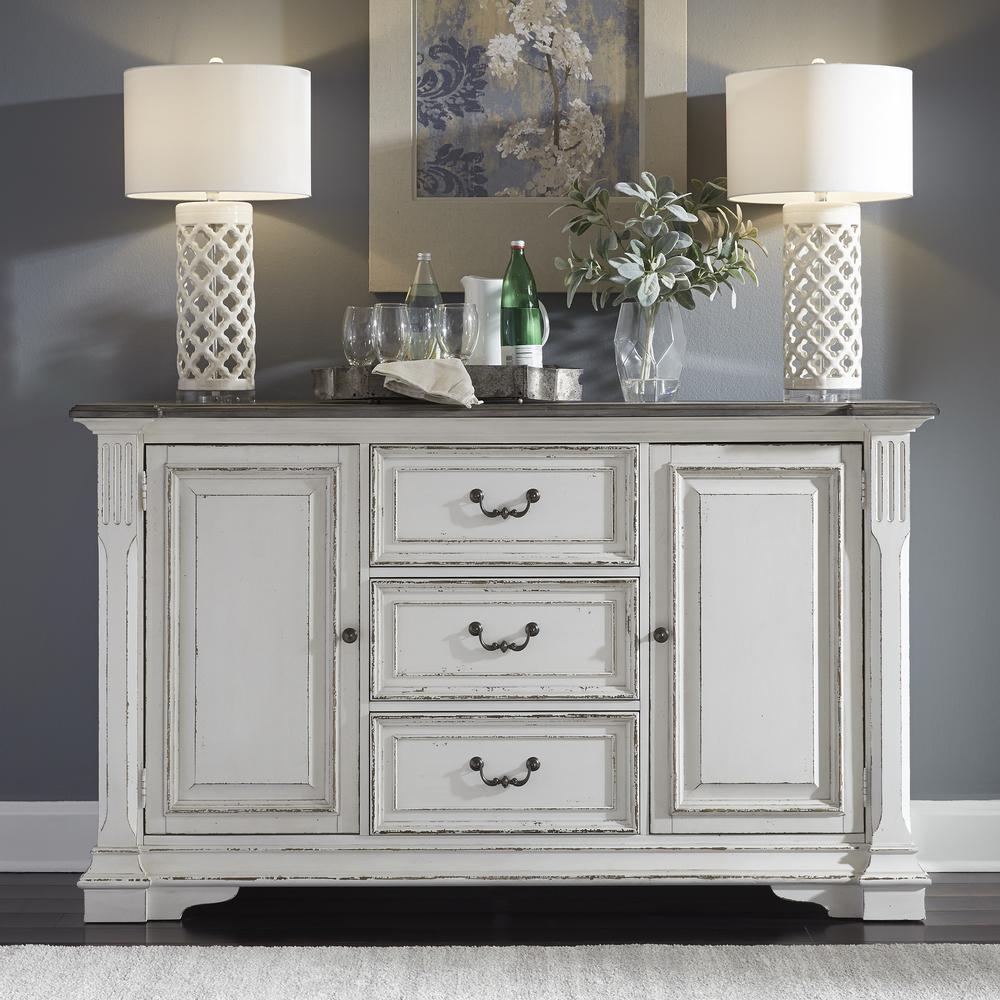Abbey Park Buffet in Antique White. Picture 3