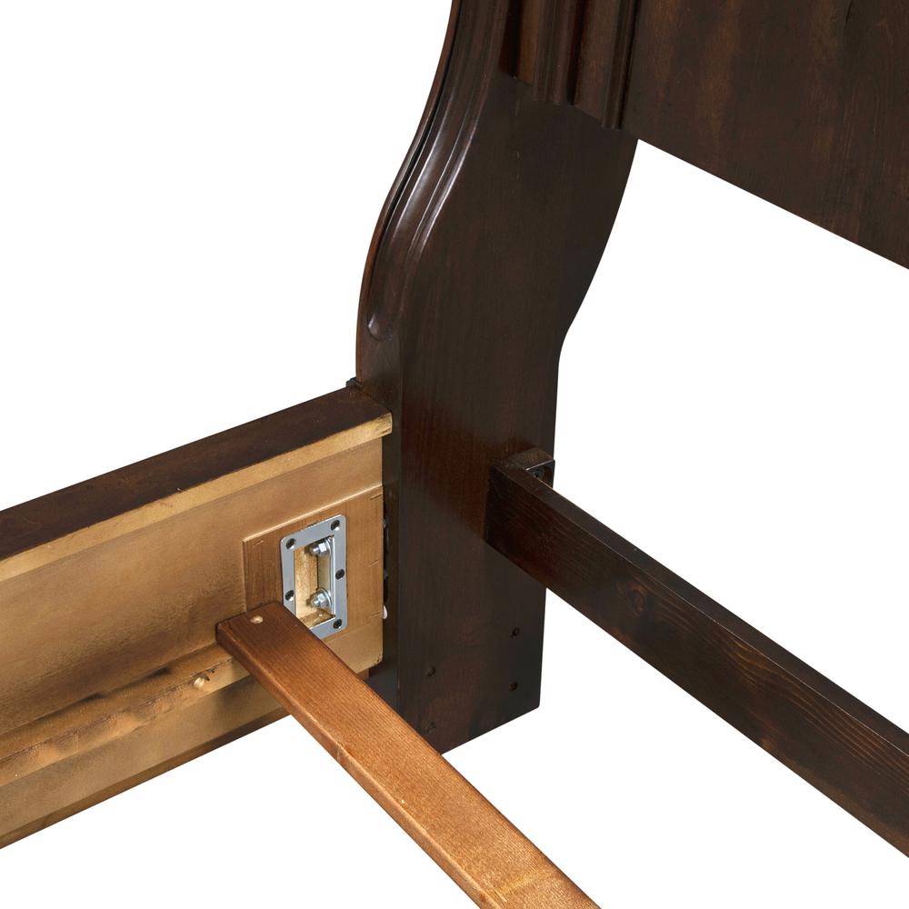 Arbor Place King Sleigh Bed in Brownstone. Picture 6