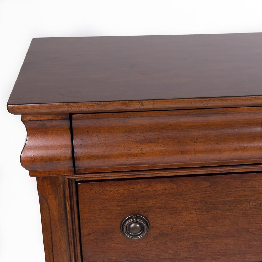 Rustic Traditions Dresser & Mirror in Rustic Cherry. Picture 12