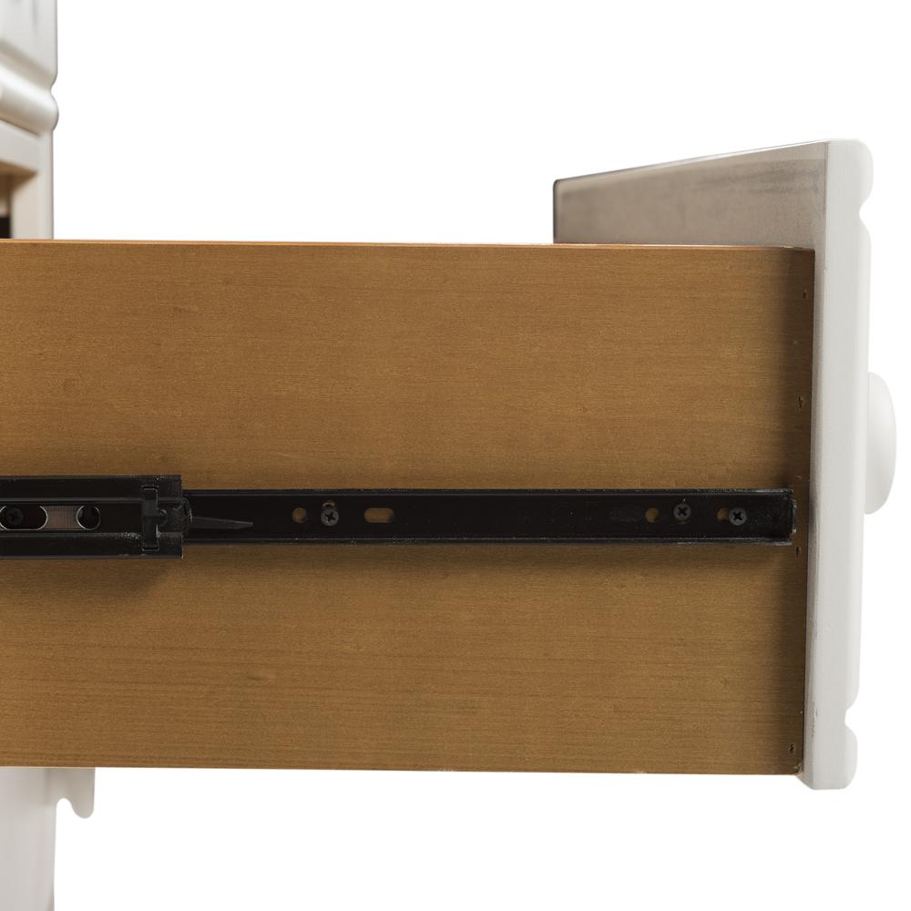 Summer House I 5 Drawer Chest in Oyster White. Picture 9