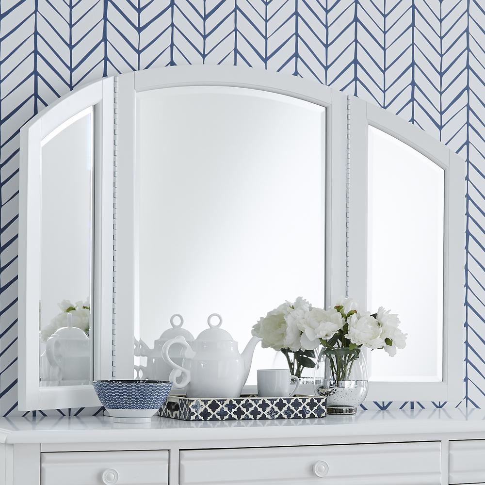 Summer House I Vanity Mirror in Oyster White. Picture 2