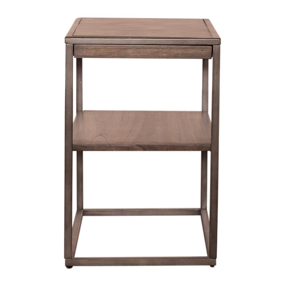 Jamestown Chair Side Table in Tobacco. Picture 3