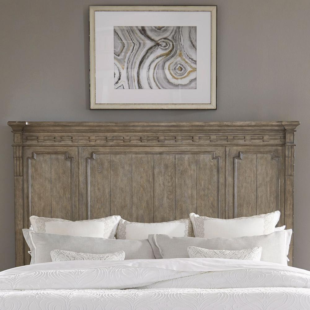 Liberty Furniture Town and Country King Panel Bed in Dusty Taupe. Picture 2