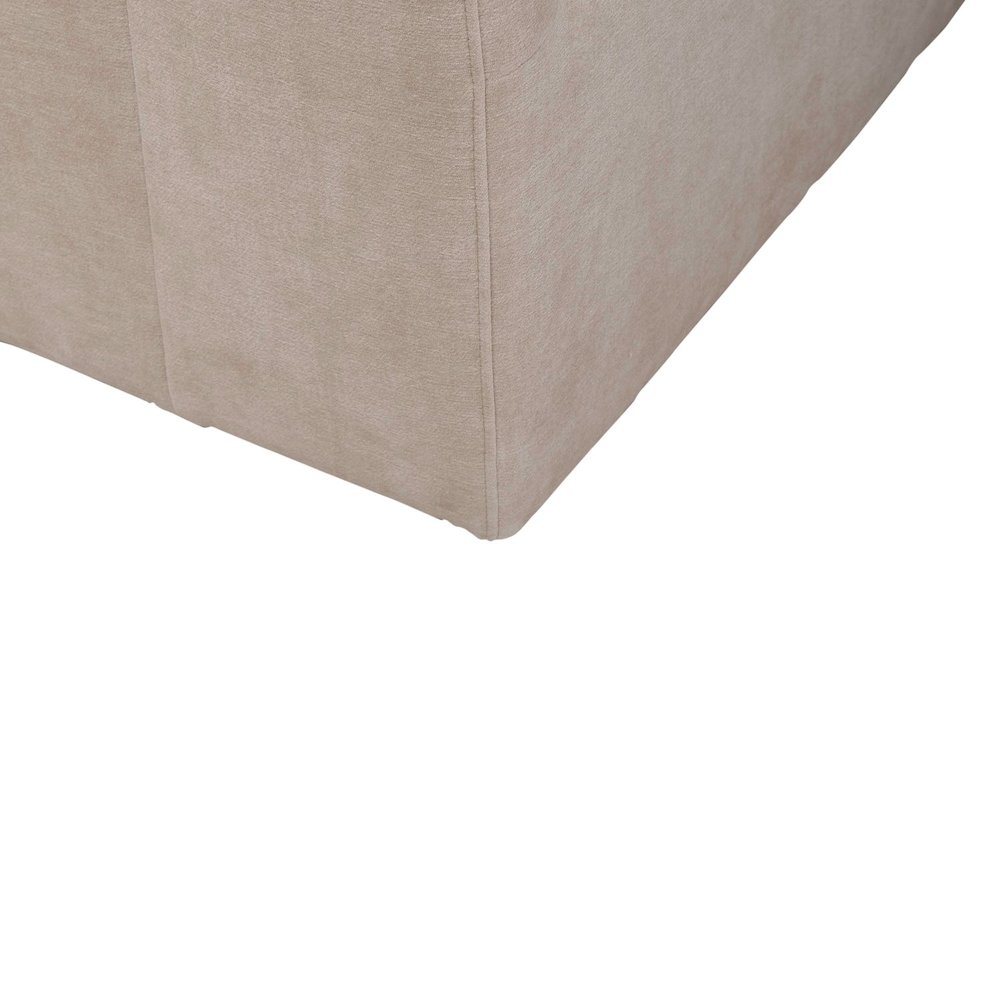 Accent Dining Chair with Castors - Squared Back - Wicker Upholstry. Picture 8