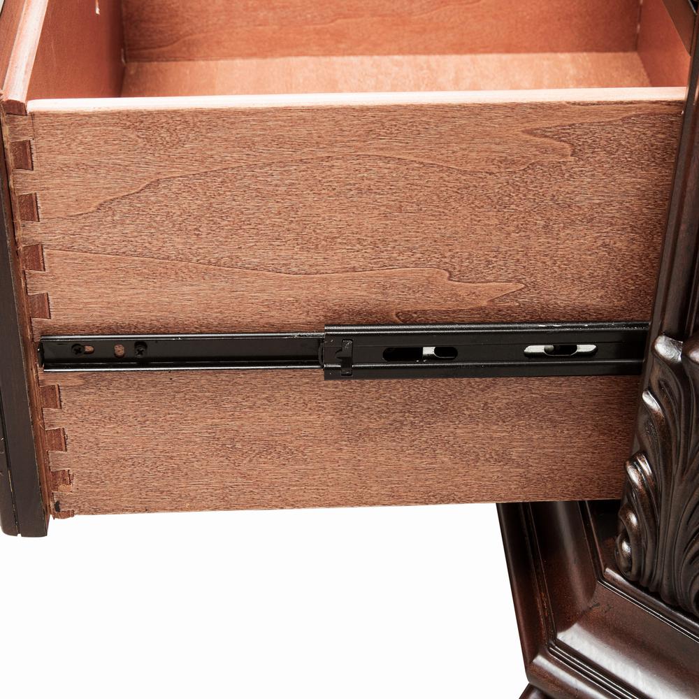 Messina Estates Dresser & Mirror in Cognac. Picture 5