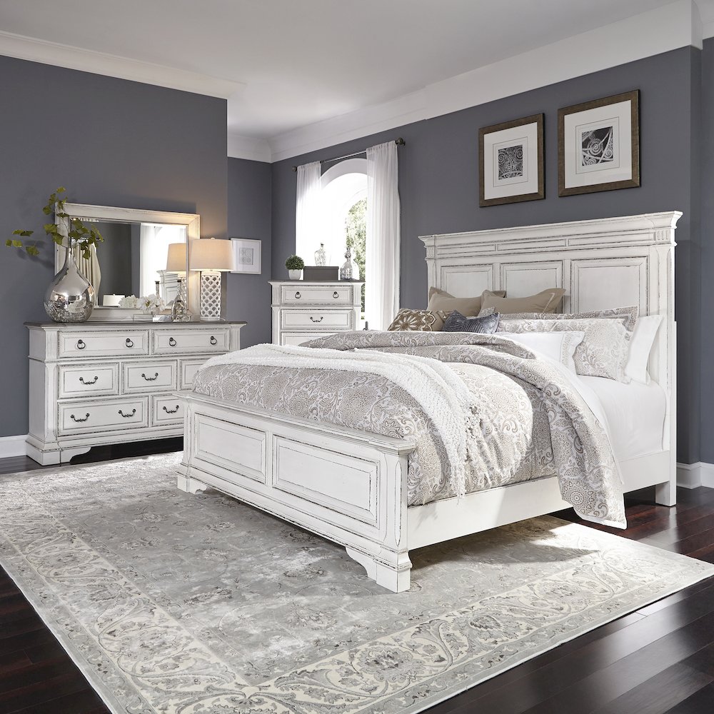King California Panel Bed, Dresser & Mirror, Chest. Picture 10