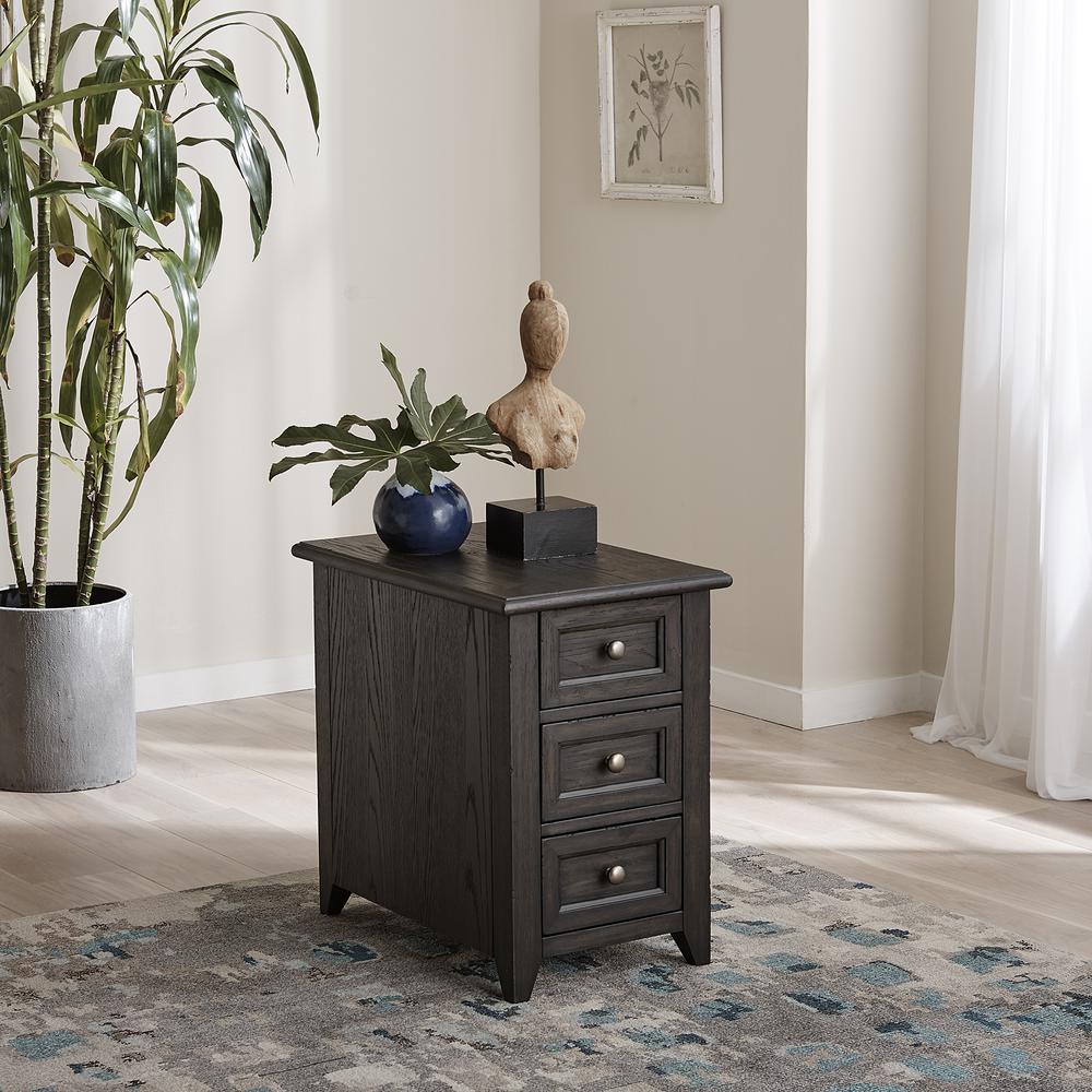 Mill Creek Chair Side Table in Peppercorn. Picture 2