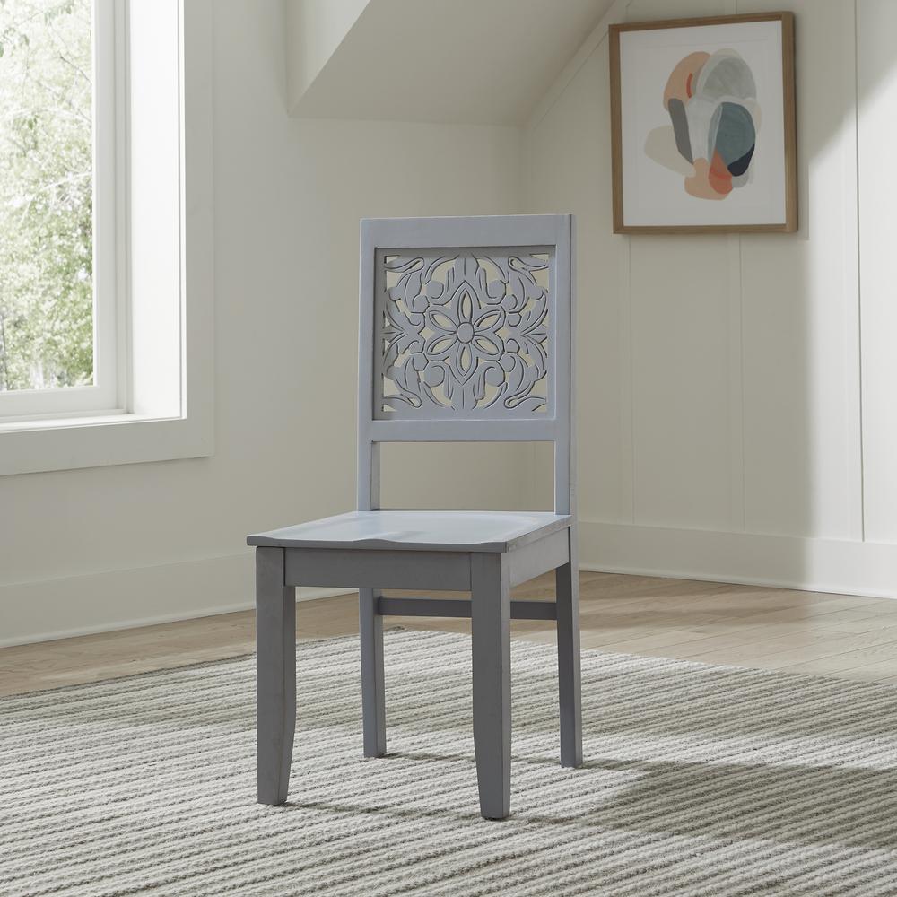 Trellis Lane Accent Chair- Grey. Picture 3