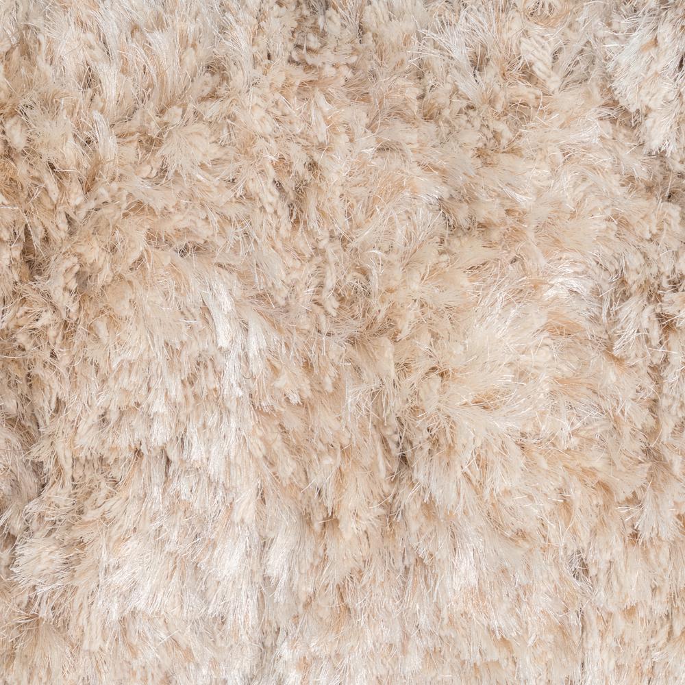 Elegante Hand-woven Shag Area Rug by Kosas Home. Picture 2