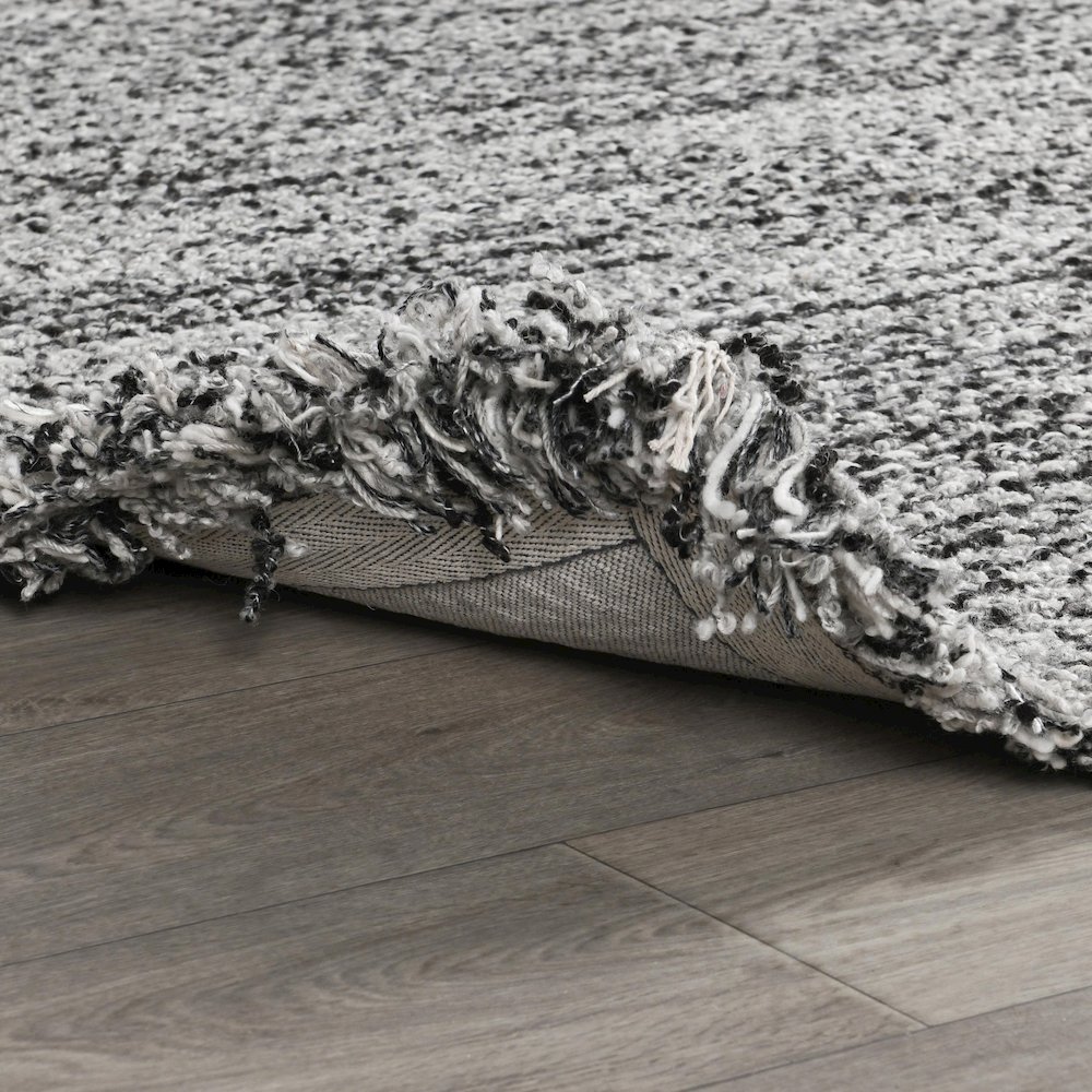Bradbury Wool Blend Accent Rug. Picture 4