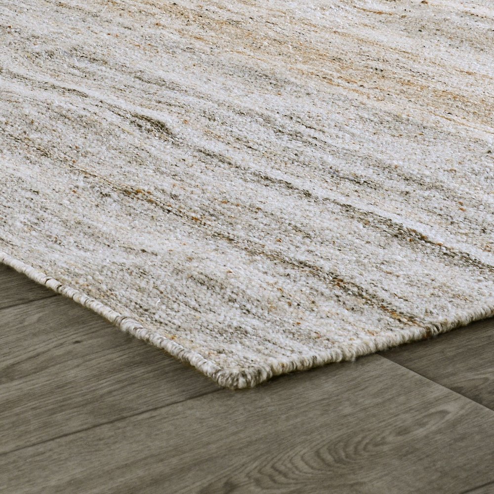 Oscoda 2.6'x8' Sustainable Handwoven Fog Gray Accent Rug. Picture 3