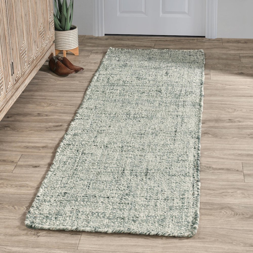 Oscoda 2.6'x8' Sustainable Handwoven Fog Gray Accent Rug. Picture 7
