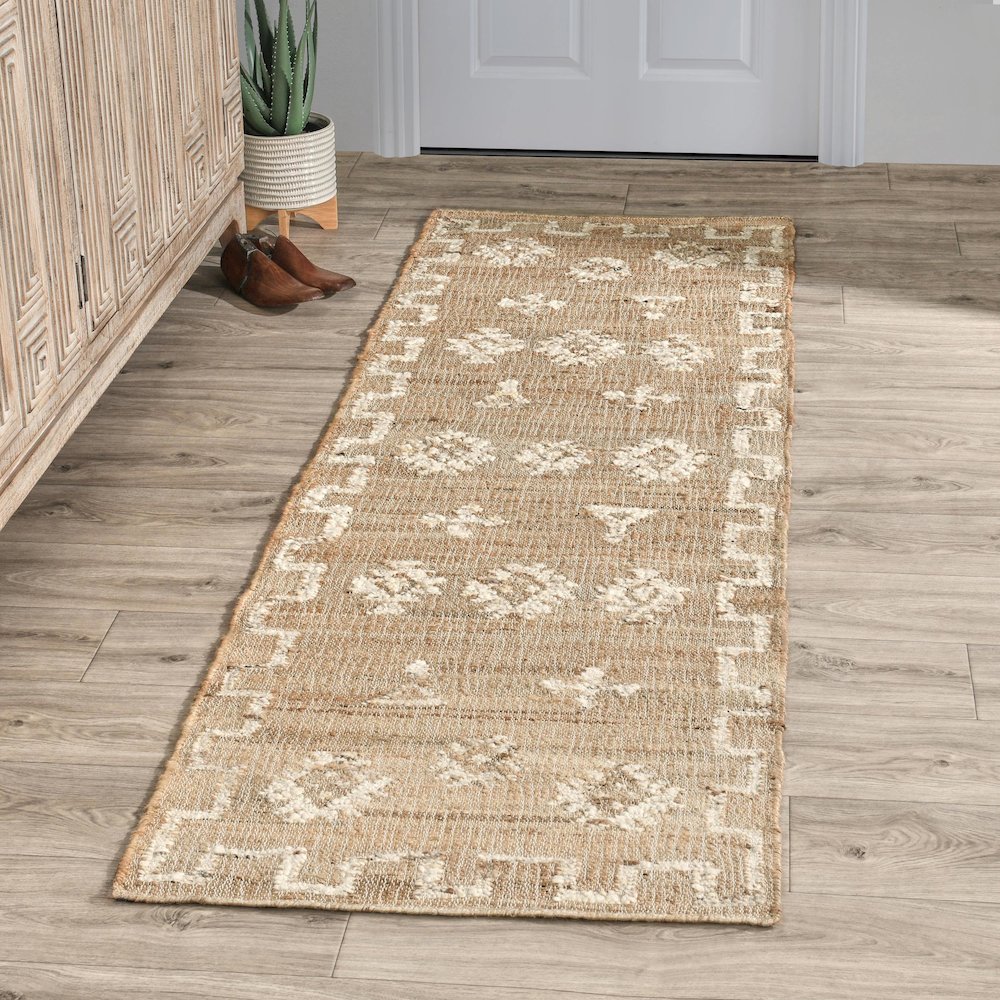 Reposa 2.6'x8' Jute Blend Handwoven Sustainable Natural Ivory Accent Rug. Picture 5
