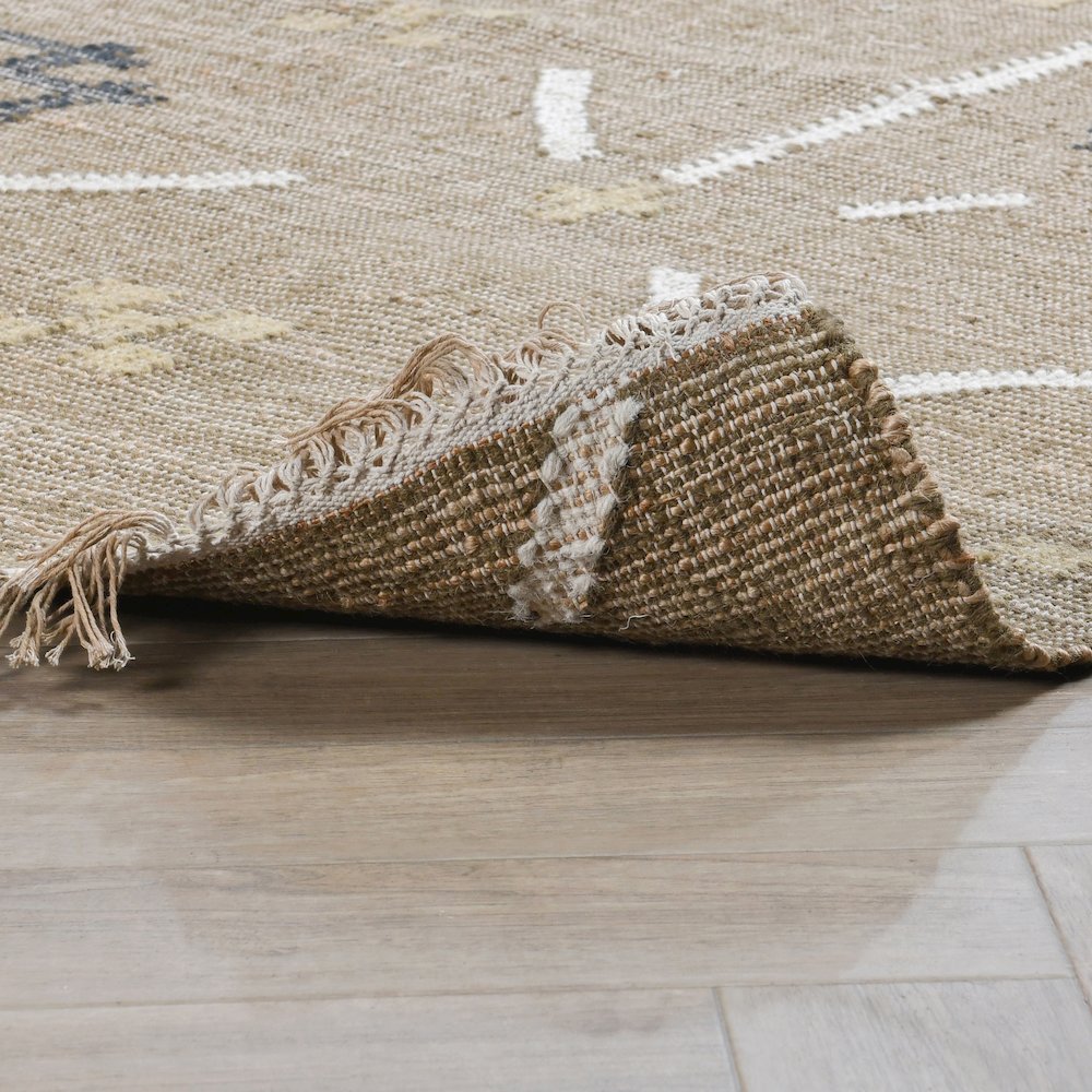 Belfast 2.6'x8' Wool Blend Handwoven Khaki Area Rug Runner. Picture 5