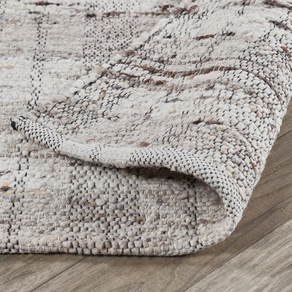 Perth Wool Blend Area Rug 6x9. Picture 3